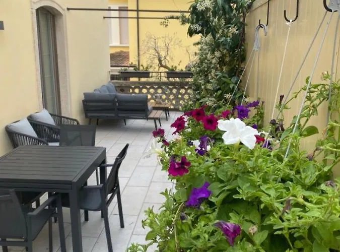 アパート Junior Agli Archi