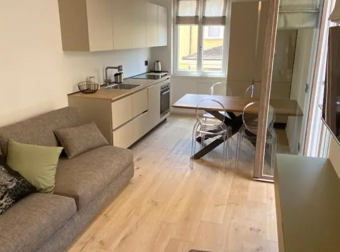 Junior Agli Archi アパート